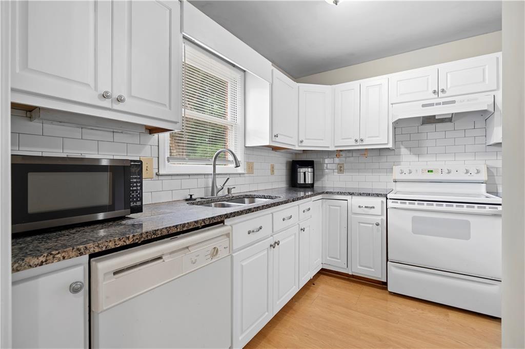 2894 Webb Bridge Road Alpharetta, GA 30009 - Photo 16 of 40