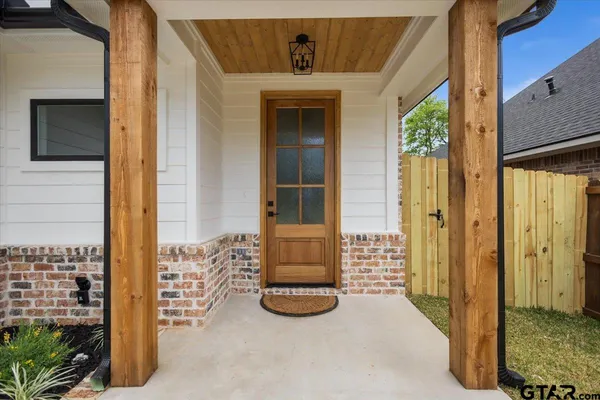 $279,900 | 3022 West Rose Street, Tyler, TX 75701