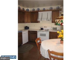 915 Fern Road Williamstown, NJ 08094 - Photo 3 of 12