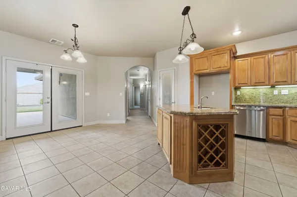 $734,000 | 403 Mesquite Drive, Tehachapi, CA 93561