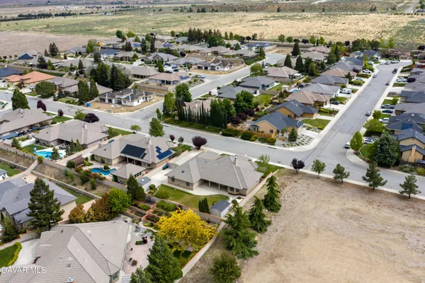 $734,000 | 403 Mesquite Drive, Tehachapi, CA 93561