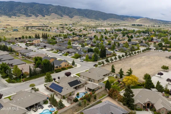 $734,000 | 403 Mesquite Drive, Tehachapi, CA 93561