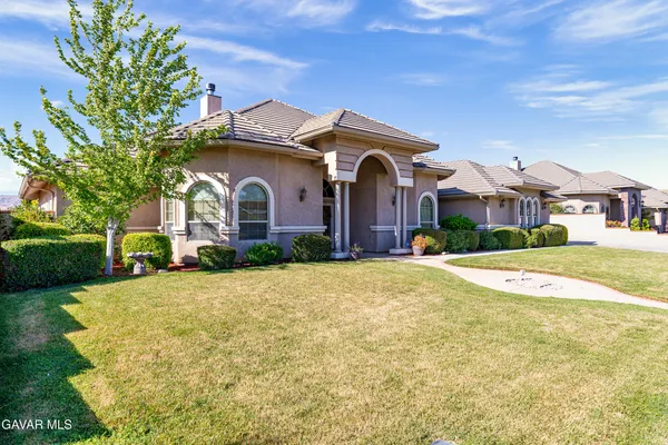 $745,000 | 403 Mesquite Drive, Tehachapi, CA 93561