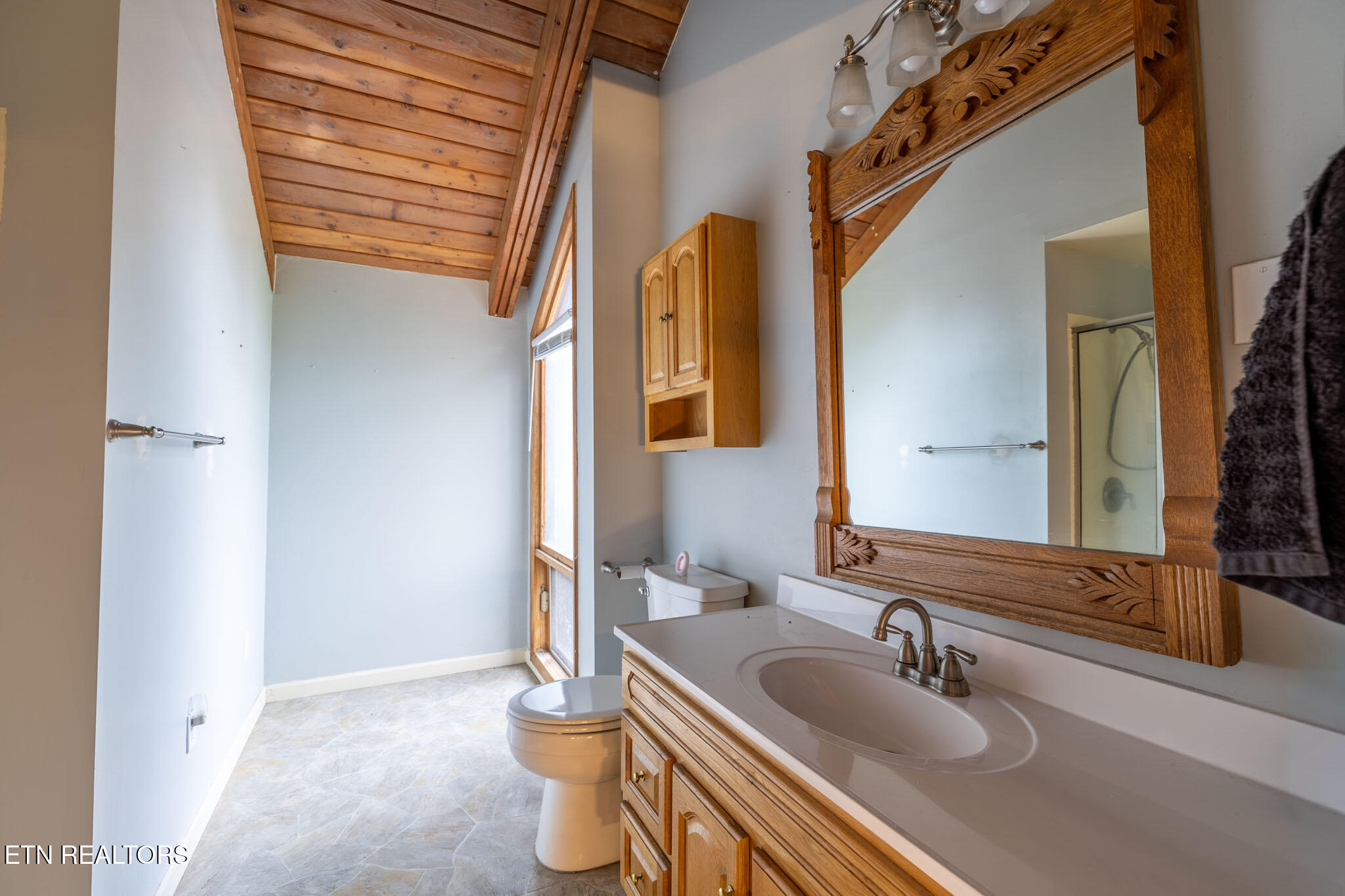 151 Lakeview Circle Clinton, TN 37716 - Photo 13 of 21 lakeview-14