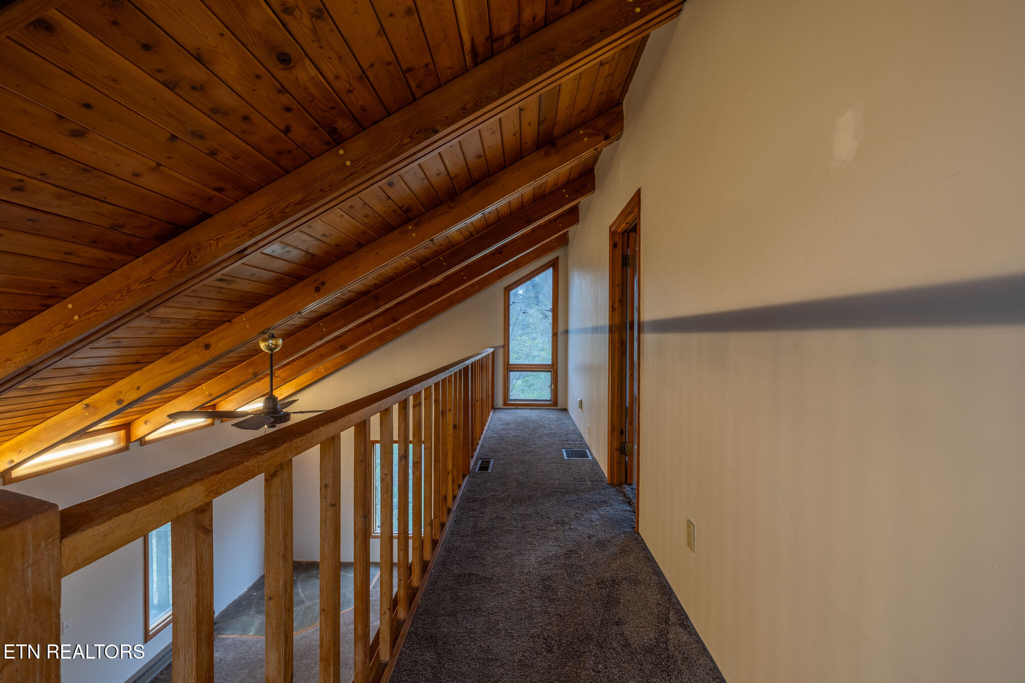 151 Lakeview Circle Clinton, TN 37716 - Photo 20 of 21 lakeview-19