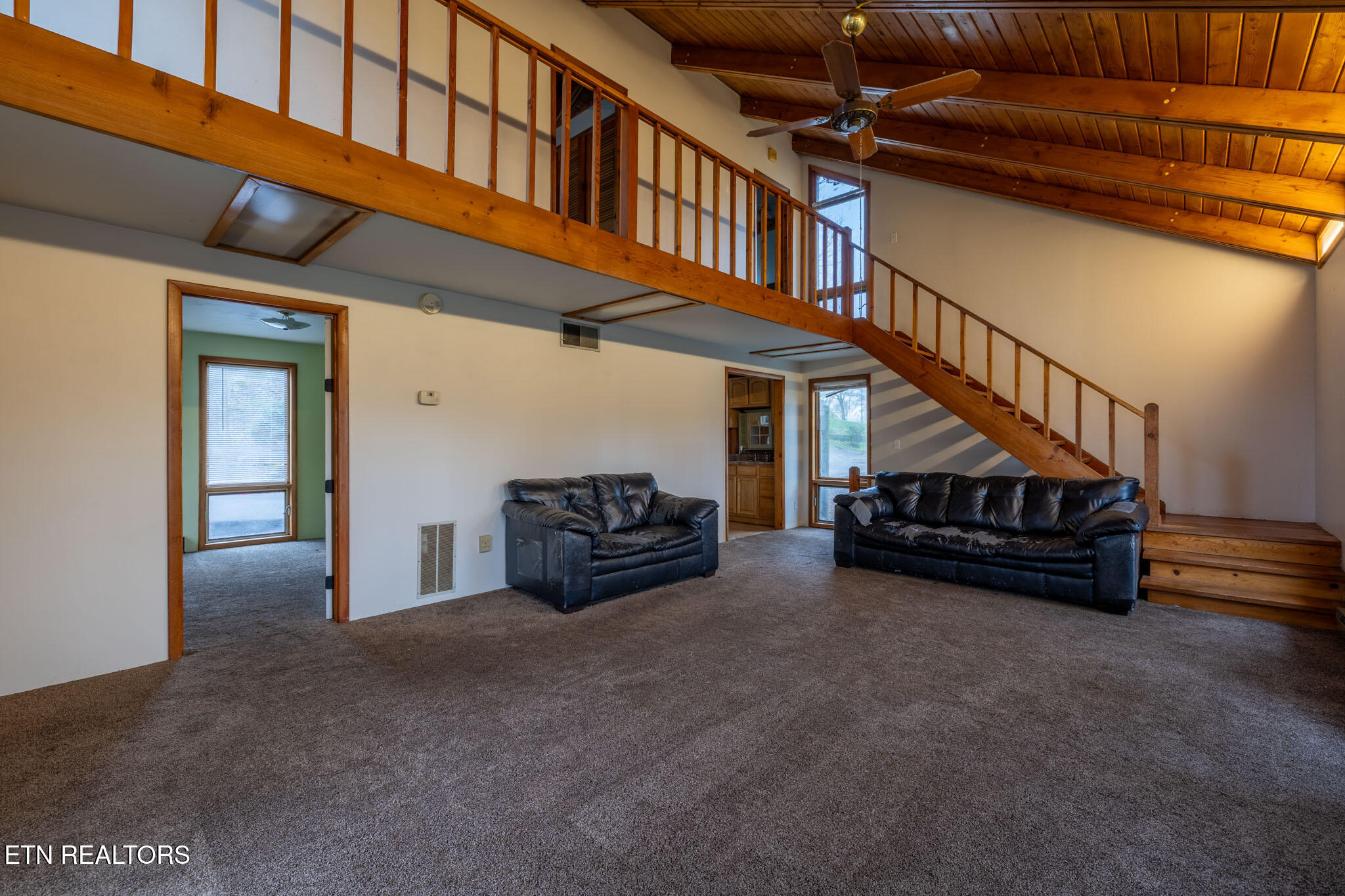 151 Lakeview Circle Clinton, TN 37716 - Photo 4 of 21 lakeview-21