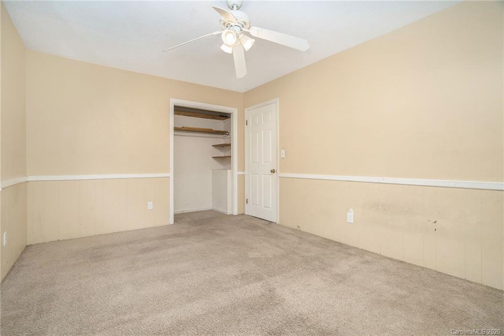 8033 Larkhaven Road Charlotte, NC 28216 - Photo 16 of 29 Gallery Image 16