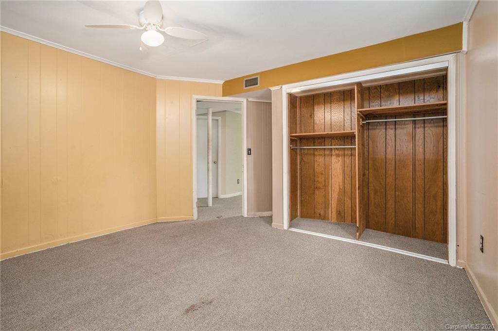 8033 Larkhaven Road Charlotte, NC 28216 - Photo 19 of 29 Gallery Image 19