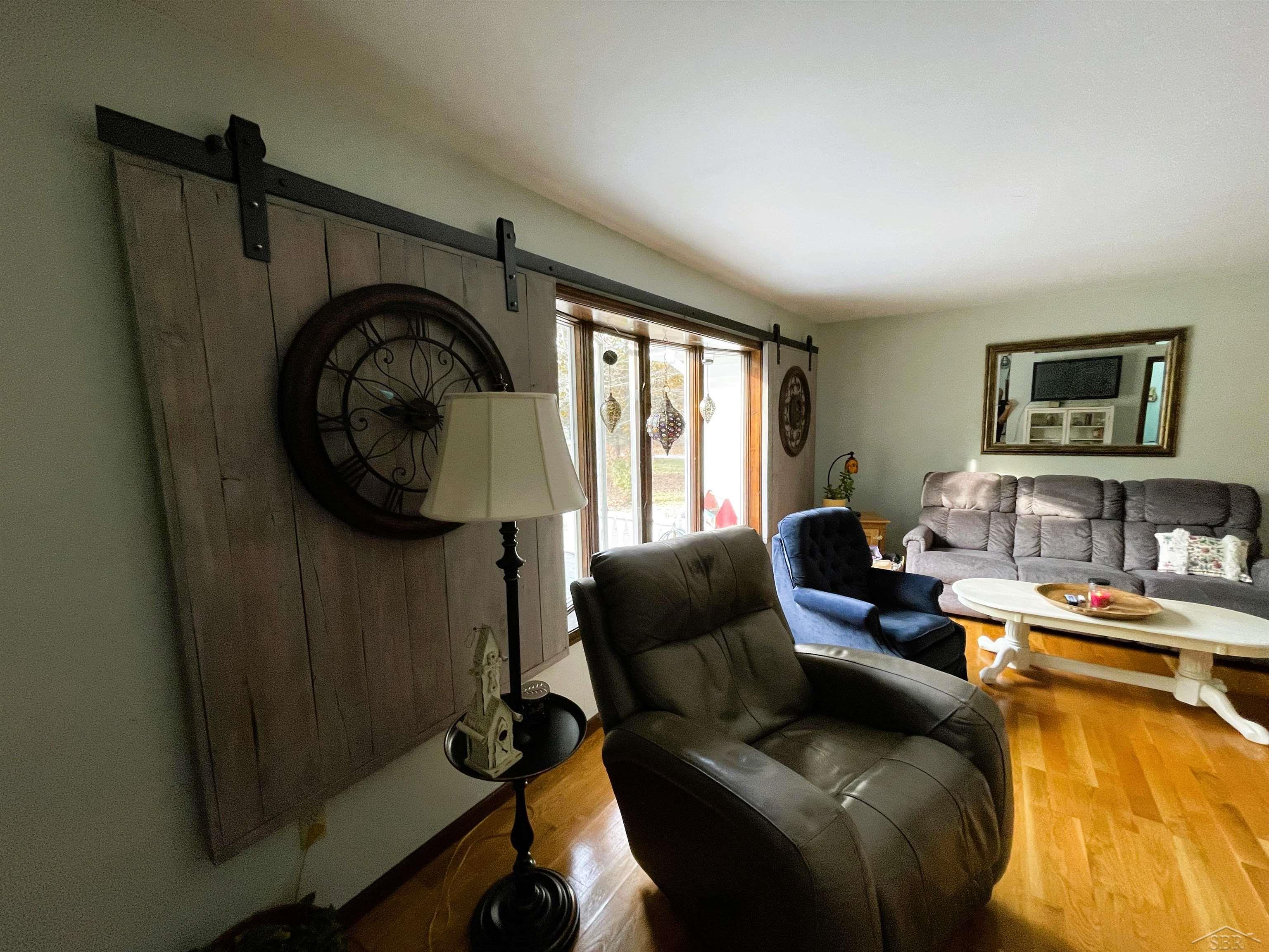6512 Chesaning Road Chesaning, MI 48616 - Photo 5 of 20