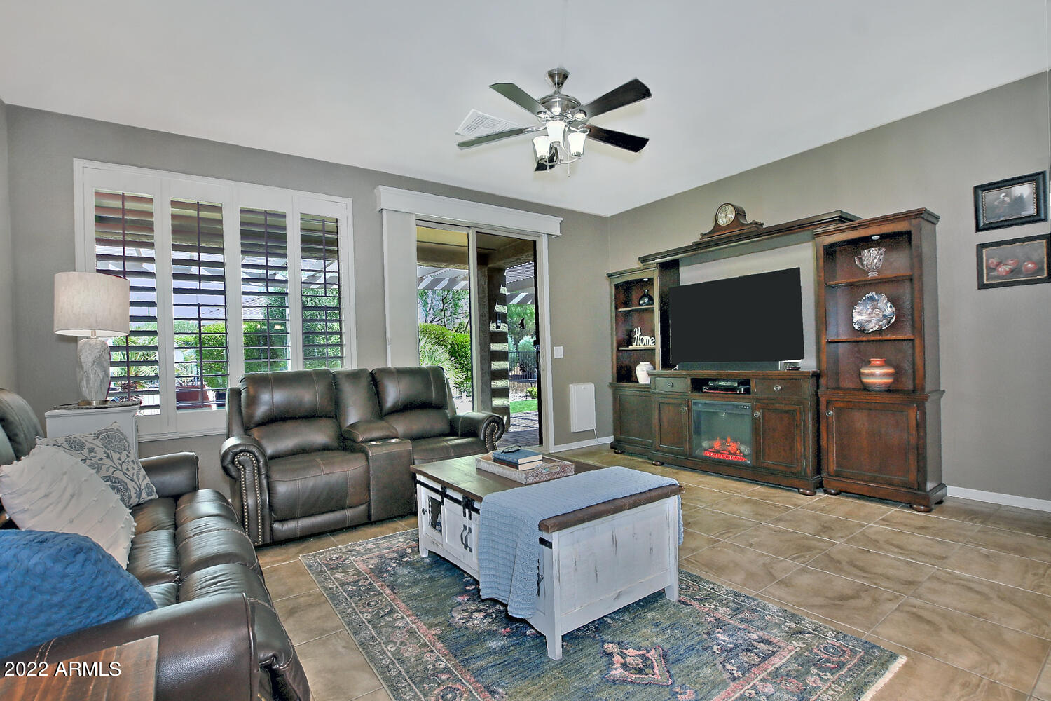 7320 West Silver Spring Way Florence, AZ 85132 - Photo 12 of 63 7320 W Silver Spring Florence-large-013-