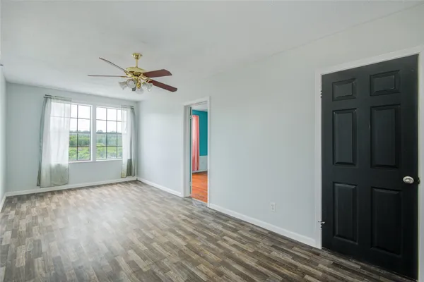 $259,900 | 208 West 2nd Street, Sweeny, TX 77480