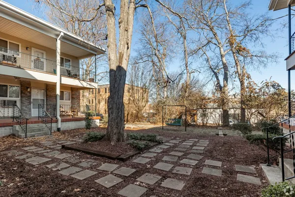 $1,229 | 2014 Linden Avenue, Unit 5, Nashville, TN 37212