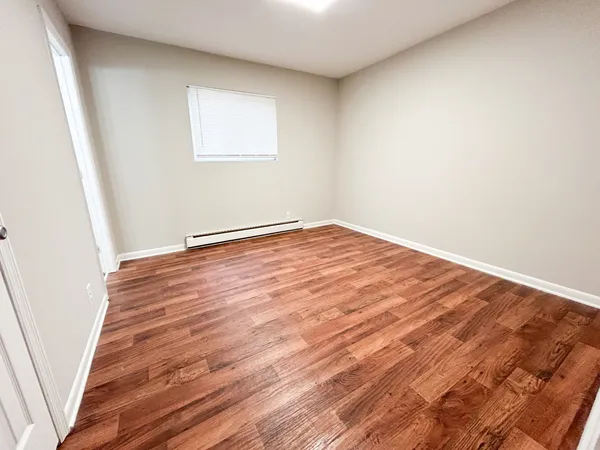 $1,229 | 2014 Linden Avenue, Unit 5, Nashville, TN 37212