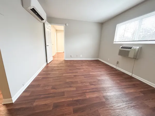 $1,229 | 2014 Linden Avenue, Unit 5, Nashville, TN 37212