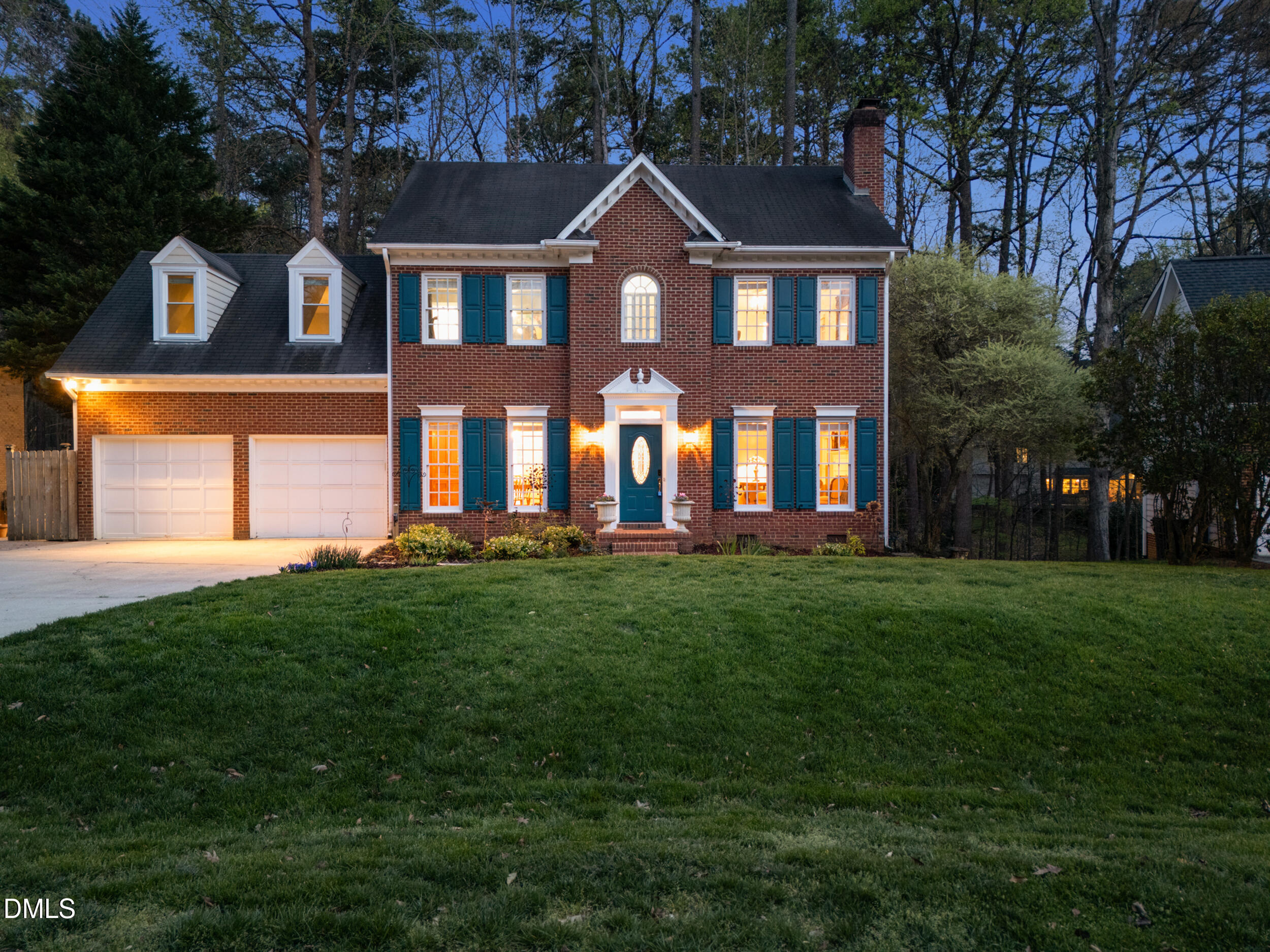 828 Reading Circle Raleigh, NC 27615 - Photo 4 of 69 Gallery Image 4