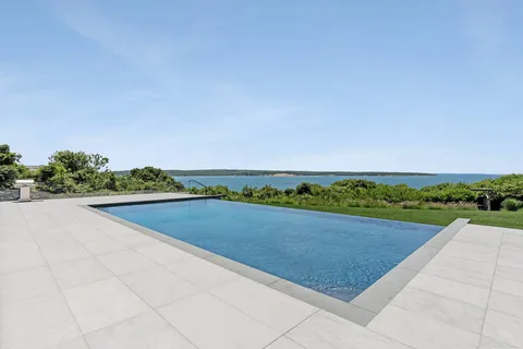 $14,500,000 | 70 Kettle Hole Road, Montauk, NY 11954