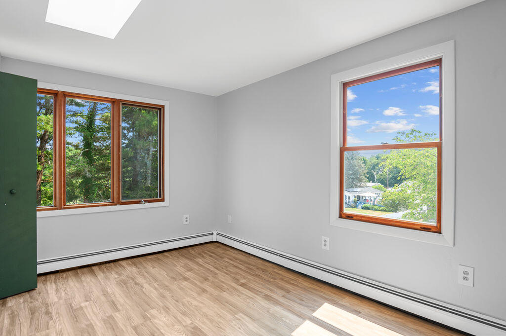 16 Stevenson Road Kittery, ME 03904 - Photo 26 of 56 second floor