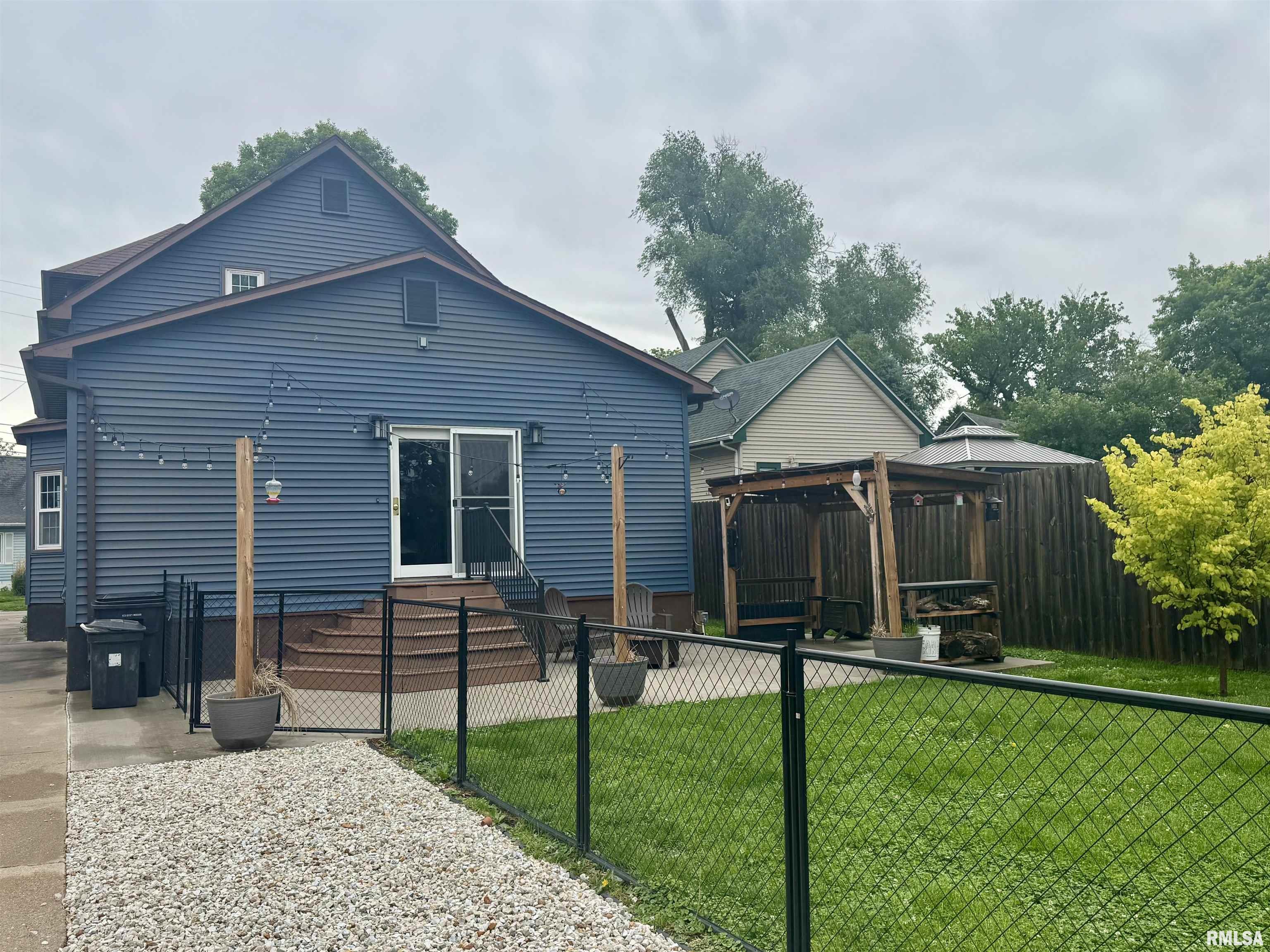 388 West Maple Street Canton, IL 61520 - Photo 31 of 38