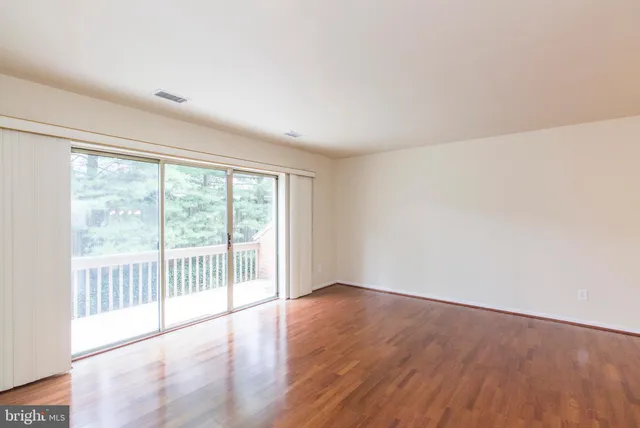 $3,800 | 50 Woodside Road, Unit 17, Ardmore, PA 19003