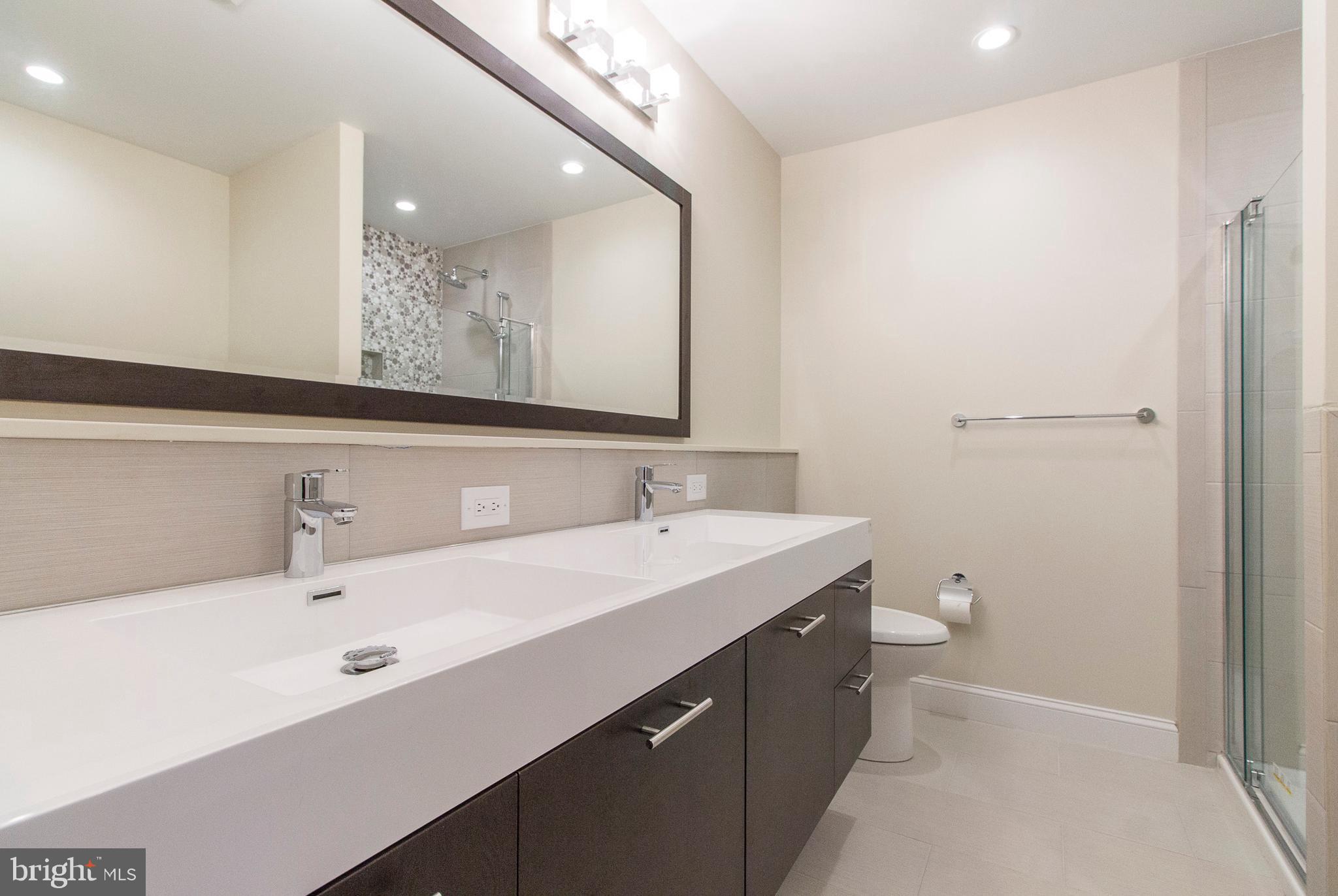 50 Woodside Road, Unit 17 Ardmore, PA 19003 - Photo 15 of 26 Primary Bedroom Bath