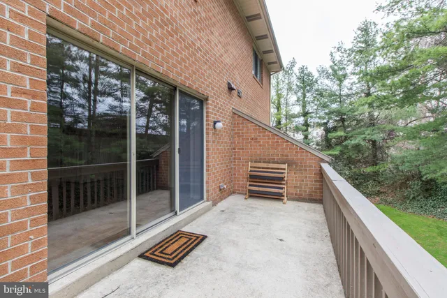 $3,800 | 50 Woodside Road, Unit 17, Ardmore, PA 19003