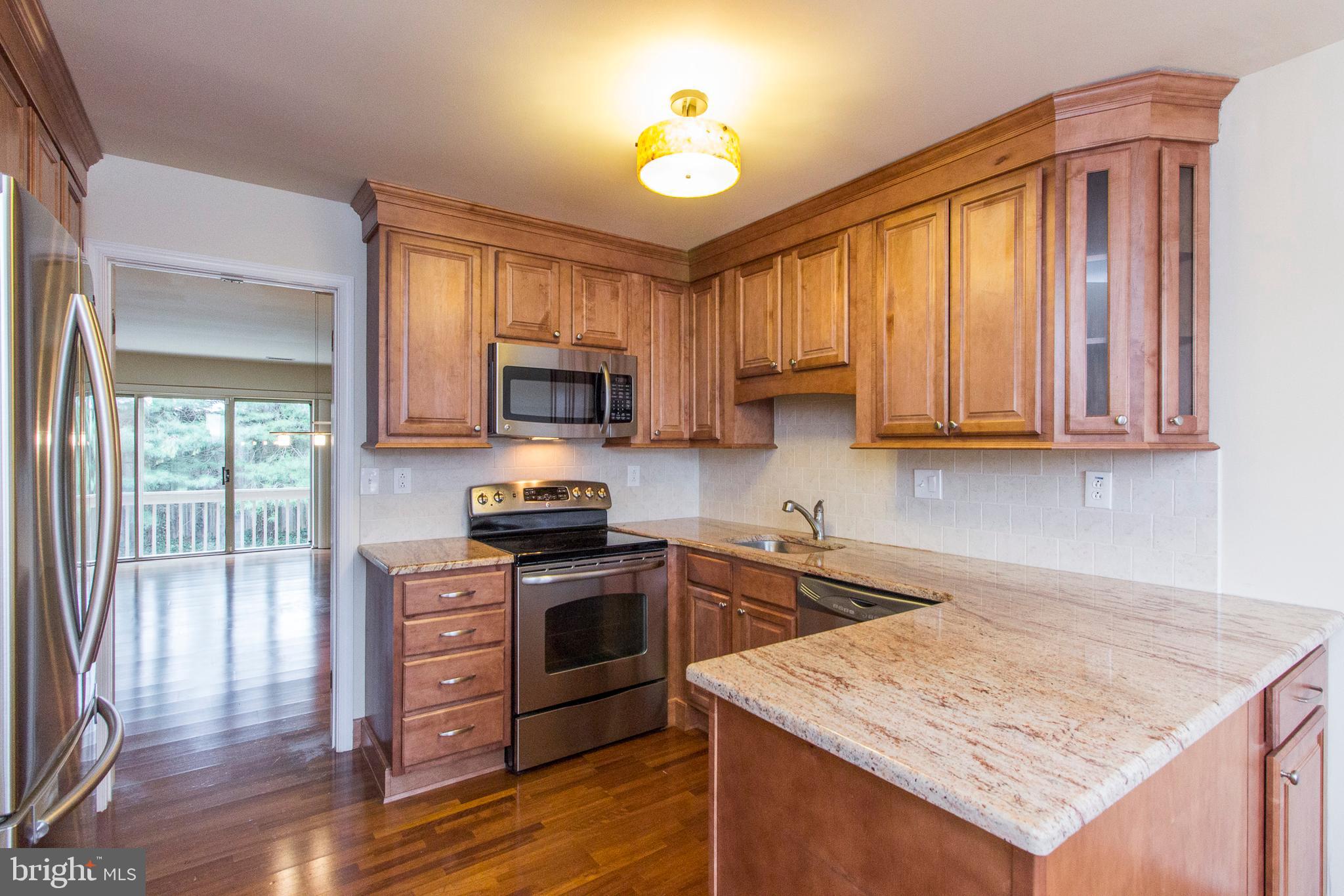 50 Woodside Road, Unit 17 Ardmore, PA 19003 - Photo 4 of 26 Kitchen
