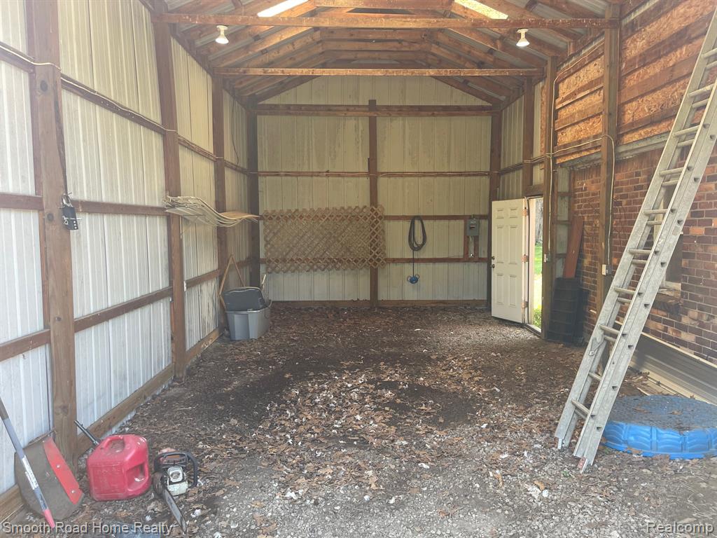 20375 Sumpter Road Belleville, MI 48111 - Photo 6 of 33
