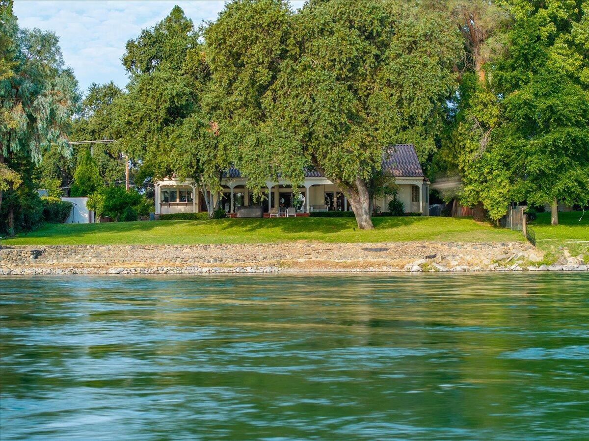 6681 Riverside Drive Redding, CA 96001 - Photo 3 of 124 064-6681 Riverside Dr - E-6