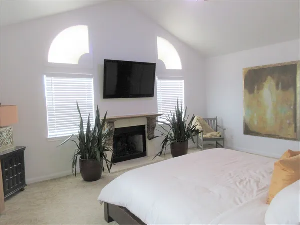 $5,800 | 1702 Newning Avenue, Unit A, Austin, TX 78704