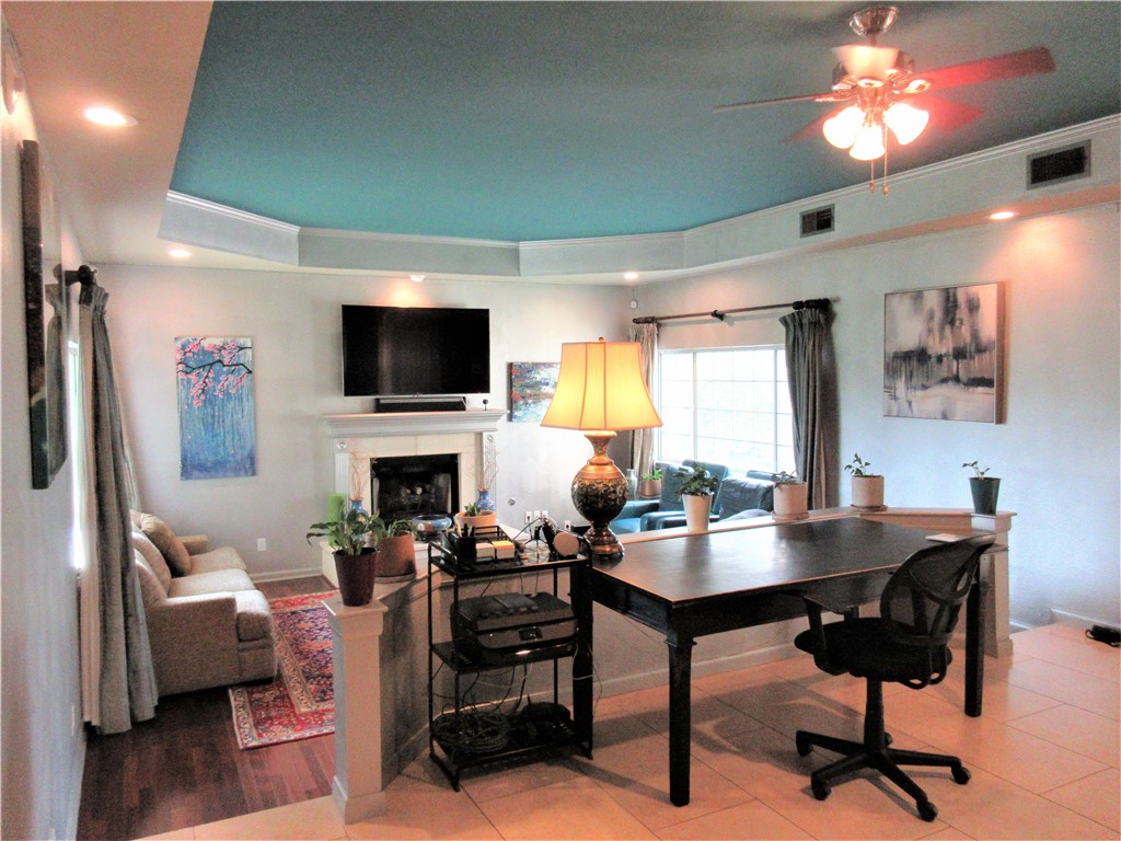 1702 Newning Avenue, Unit A Austin, TX 78704 - Photo 5 of 34