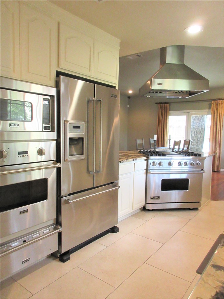 1702 Newning Avenue, Unit A Austin, TX 78704 - Photo 9 of 34