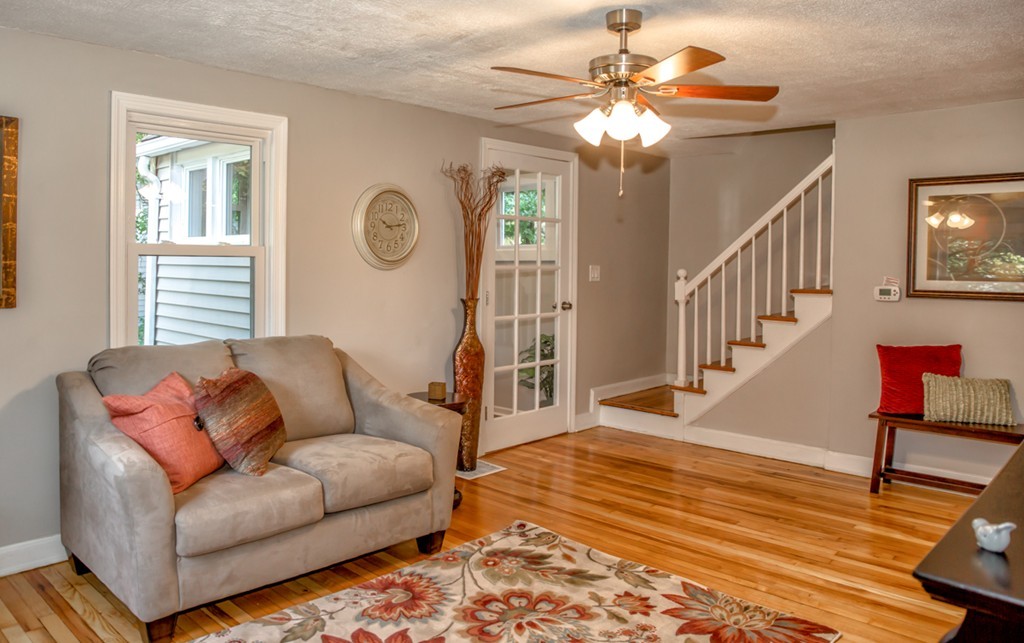 179 Corona Street Springfield, MA 01104 - Photo 8 of 29