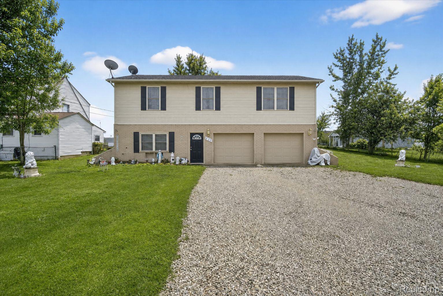 6198 Brancheau Road Newport, MI 48166 - Photo 9 of 47 c.jpg