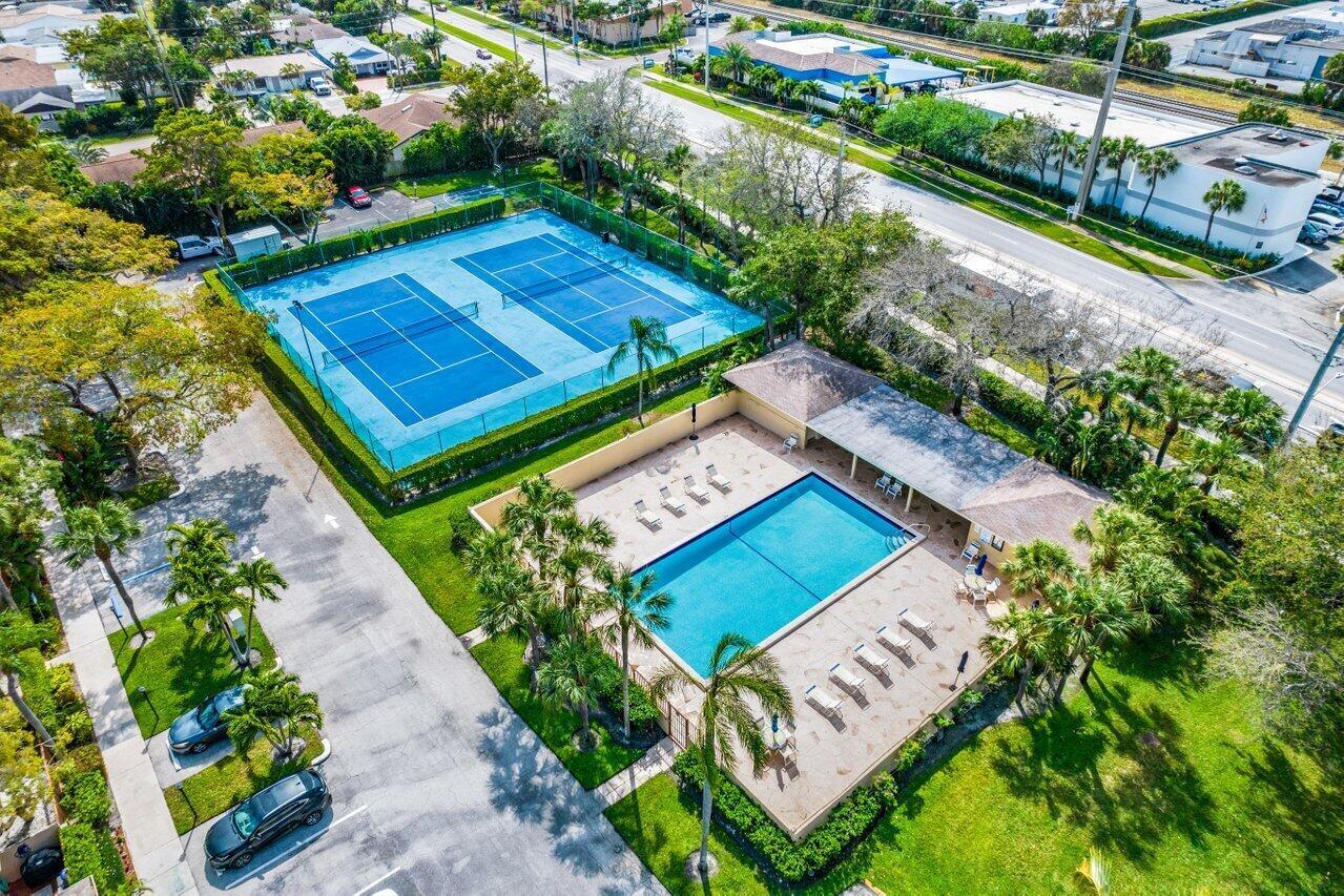 3939 Northeast 5th Avenue, Unit D201 Boca Raton, FL 33431 - Photo 30 of 33 ameneties
