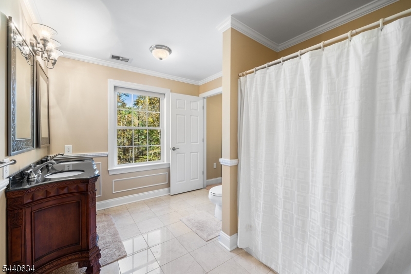 21 Angus Lane Warren, NJ 07059 - Photo 36 of 48