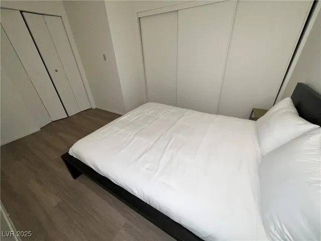 $1,550 | 4650 Koval Lane, Unit 14C, Las Vegas, NV 89109