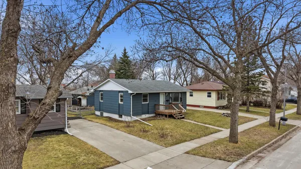 $249,900 | 825 26th Street North, Fargo, ND 58102