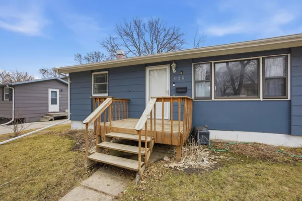$249,900 | 825 26th Street North, Fargo, ND 58102