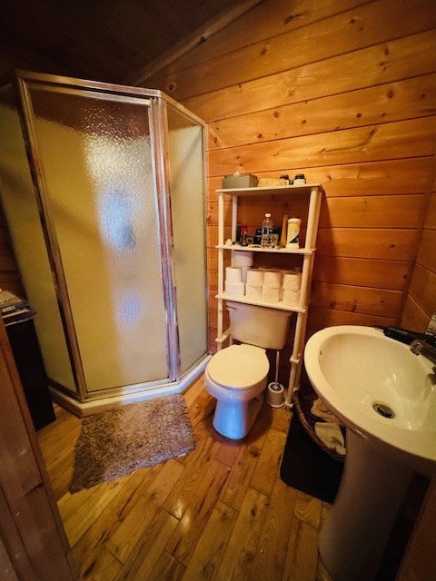 227 Hunters Path Fancy Gap, VA 24328 - Photo 21 of 35 Gallery Image 21