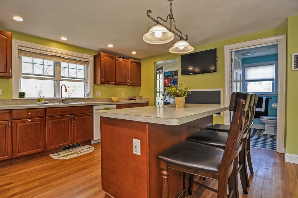 39 Boston Road Andover, MA 01810 - Photo 14 of 29