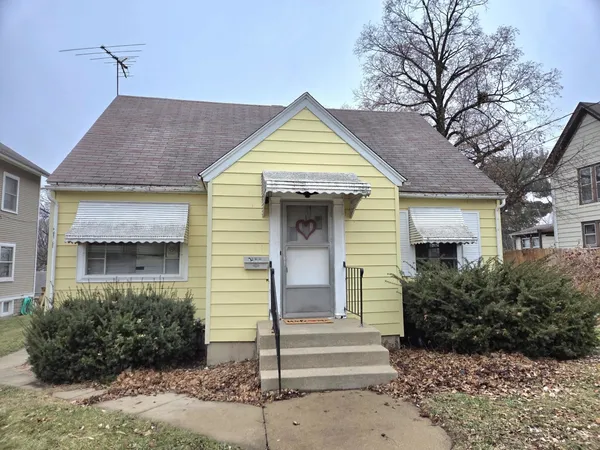 $135,000 | 1123 16th Street, Rockford, IL 61104