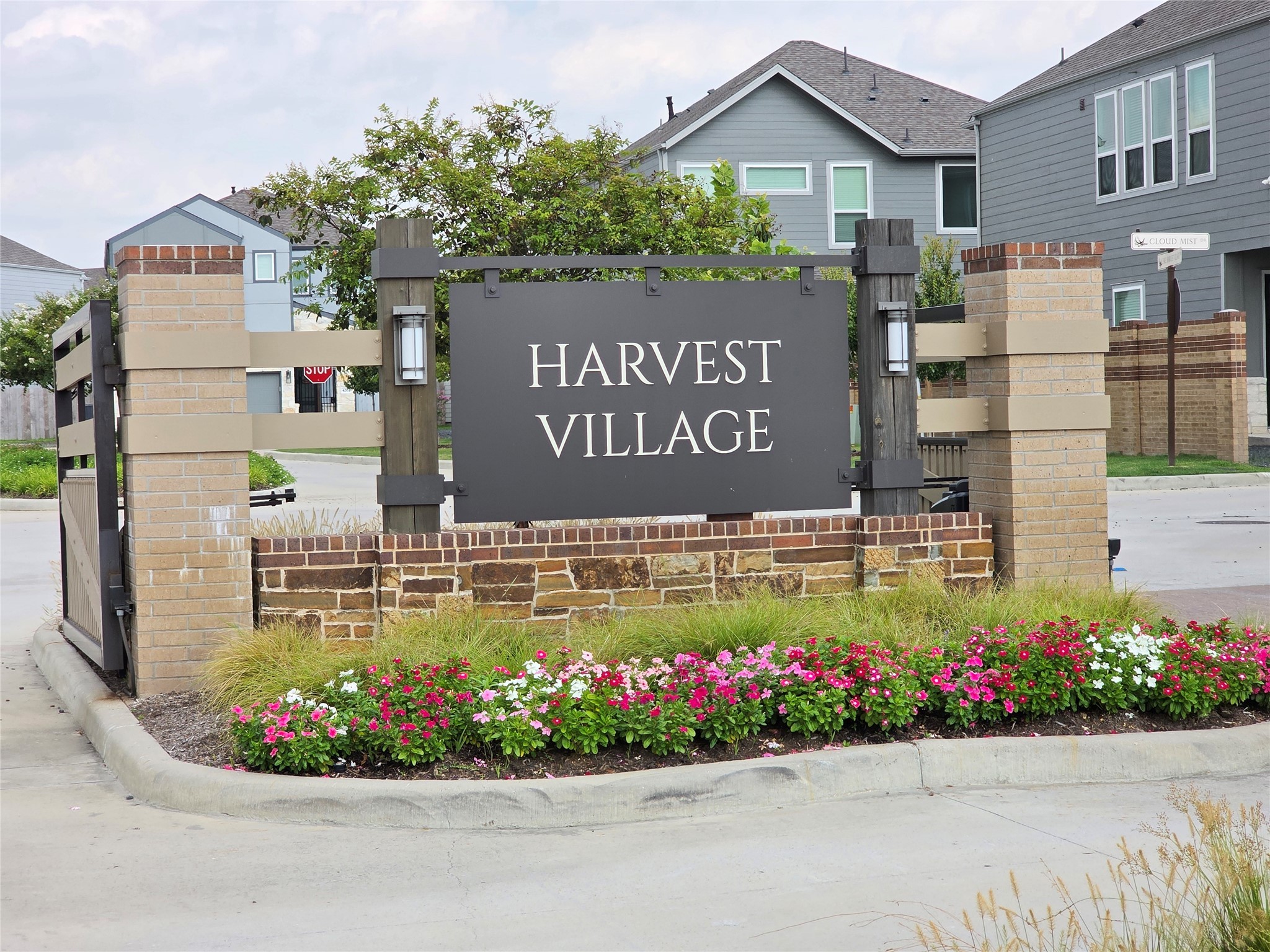 4114 Glowing Hearth Drive Houston, TX 77080 - Photo 2 of 14 a view of front of house with flowers