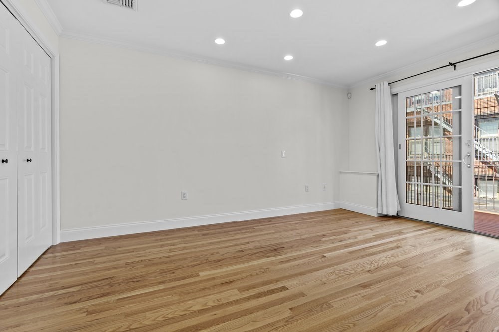 11 Wiget Street, Unit 114 Boston, MA 02113 - Photo 16 of 28