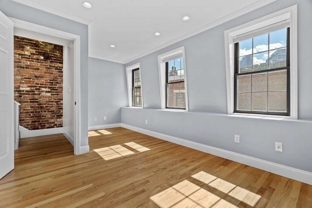 11 Wiget Street, Unit 114 Boston, MA 02113 - Photo 21 of 28