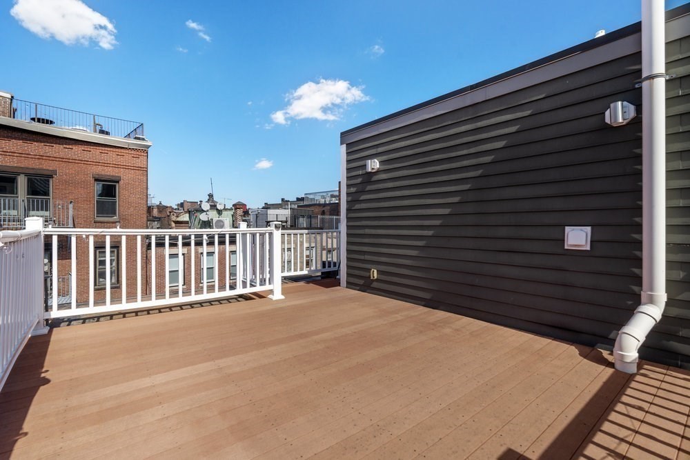 11 Wiget Street, Unit 114 Boston, MA 02113 - Photo 26 of 28