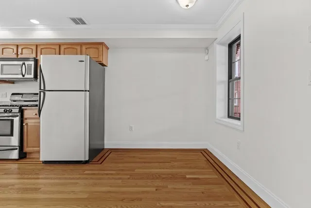 $1,199,000 | 11 Wiget Street, Unit 114, Boston, MA 02113