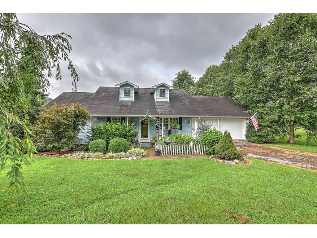 2340 Heritage Road North Limestone, TN 37681 - Photo 2 of 28 Photo 2