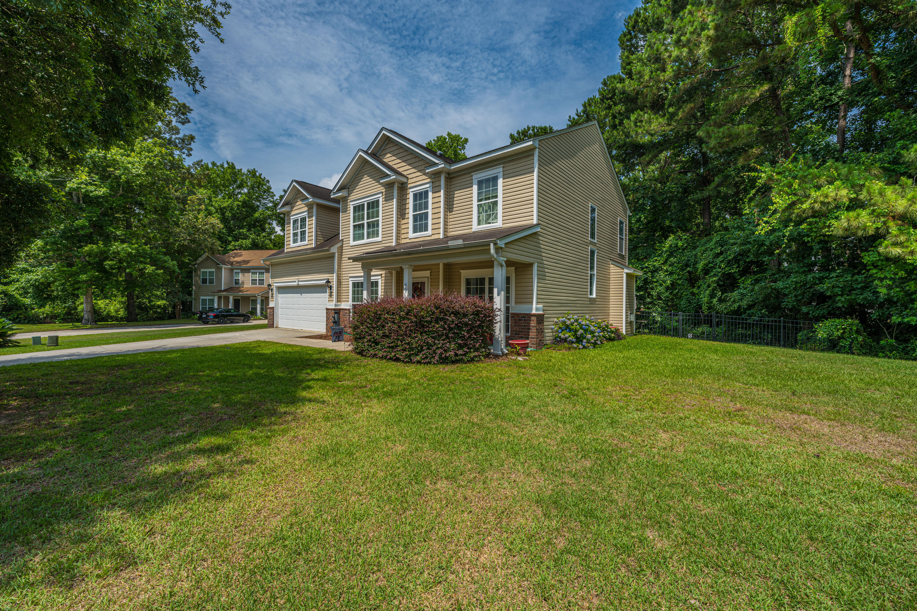 1517 St Stephens Way Hanahan, SC 29410 - Photo 6 of 54 1517SaintStephensWay006