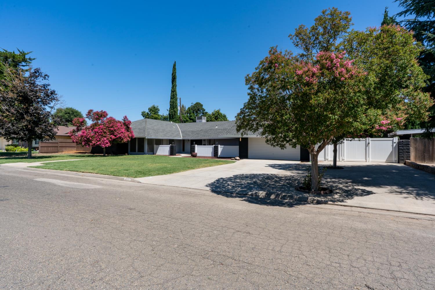 1011 Oregon Drive Merced, CA 95340 - Photo 8 of 42