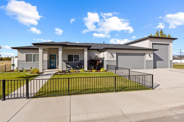 $579,900 | 1303 South Justice Avenue, Emmett, ID 83617